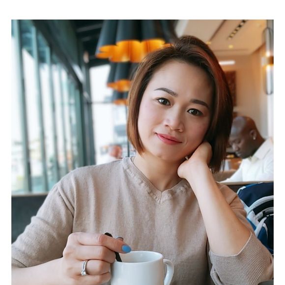 Meet your Posher, Tuyet - Picture 1 of 1